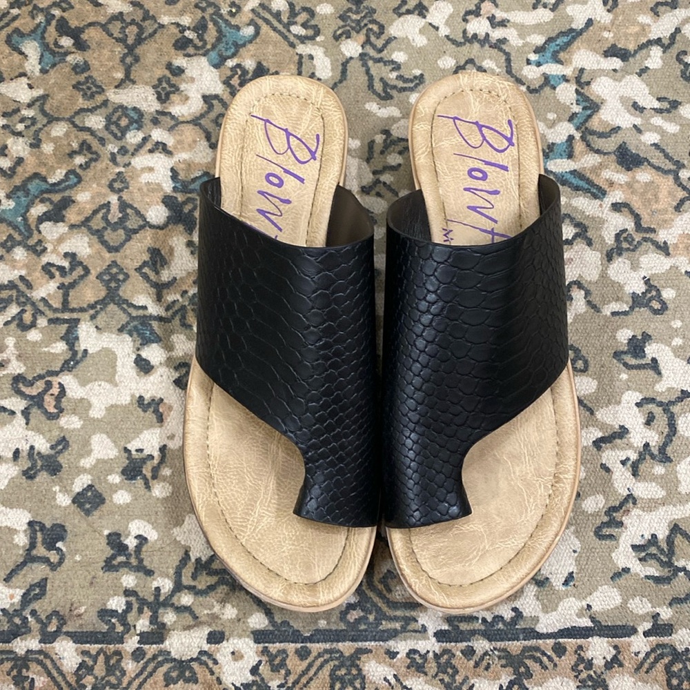 Blowfish MALIBU sandal size 8